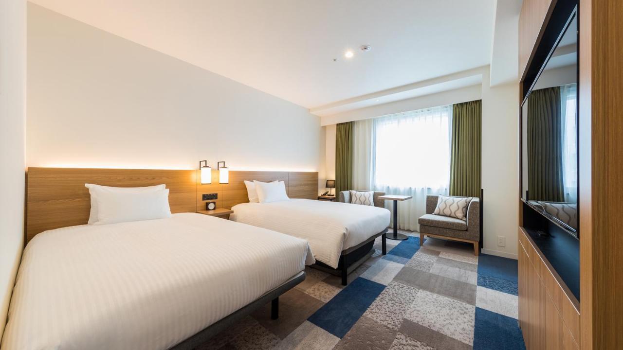 Jr East Mets Premier Yokohama Sakuragicho Hotel